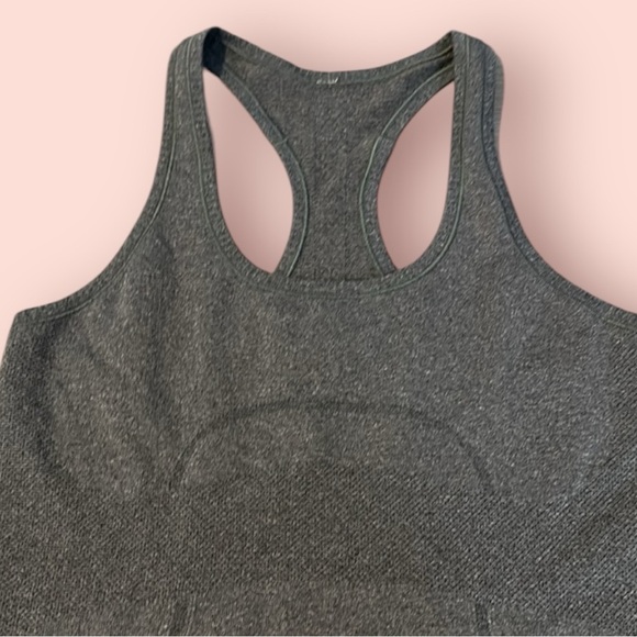 Lululemon Swiftly Tech Racerback‎ Athletic running shirt size 10 grey - Picture 4 of 7